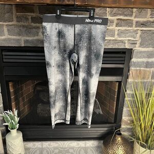 Nike Pro Compression Leggings